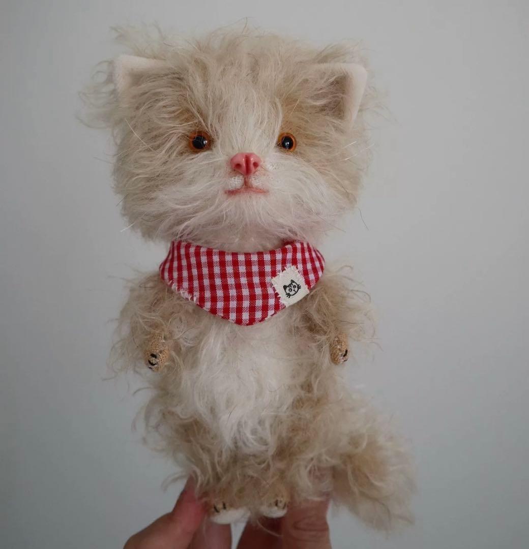 ふわふわふんわり猫さん アーティストベア 海外作家様 ハンドメイド ぬいぐるみ