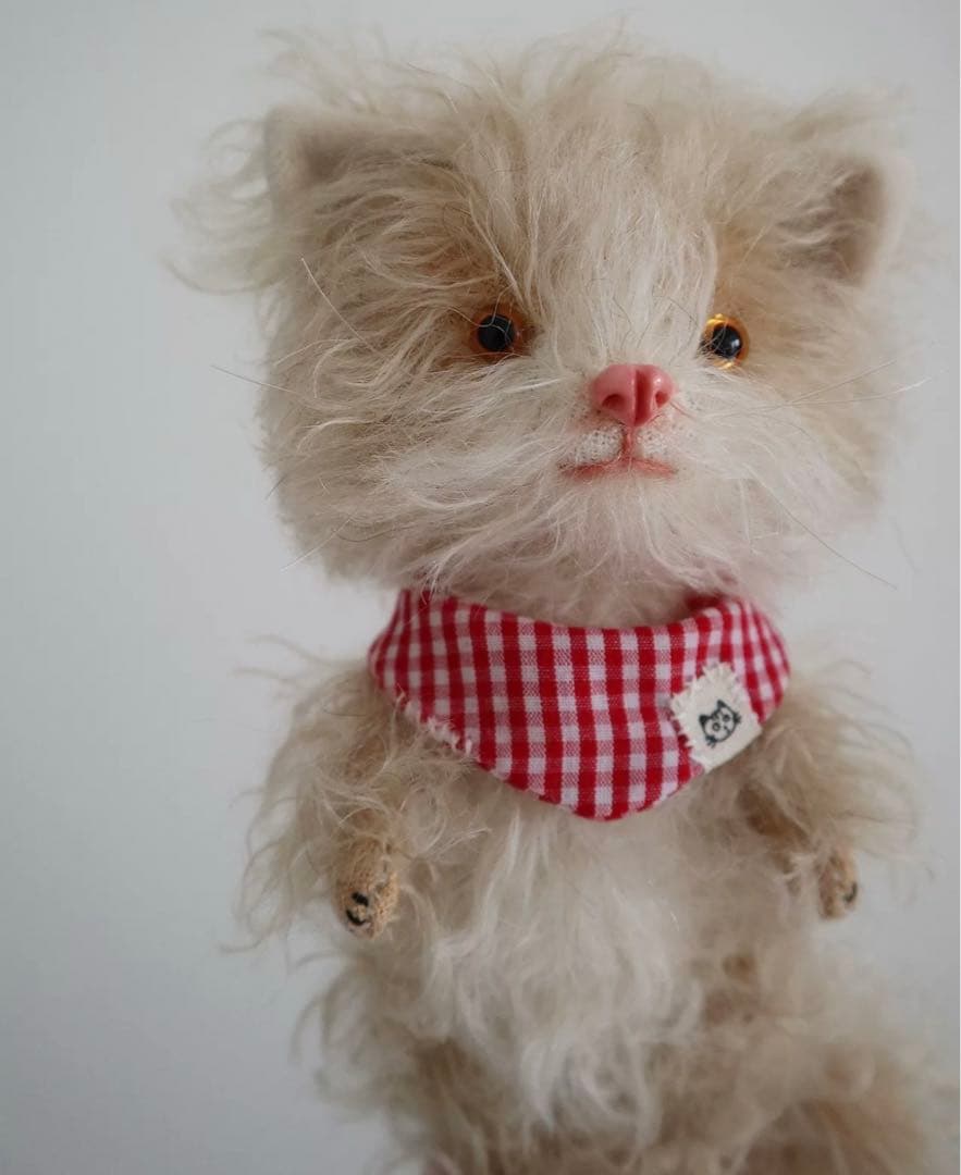 ふわふわふんわり猫さん アーティストベア 海外作家様 ハンドメイド ぬいぐるみ