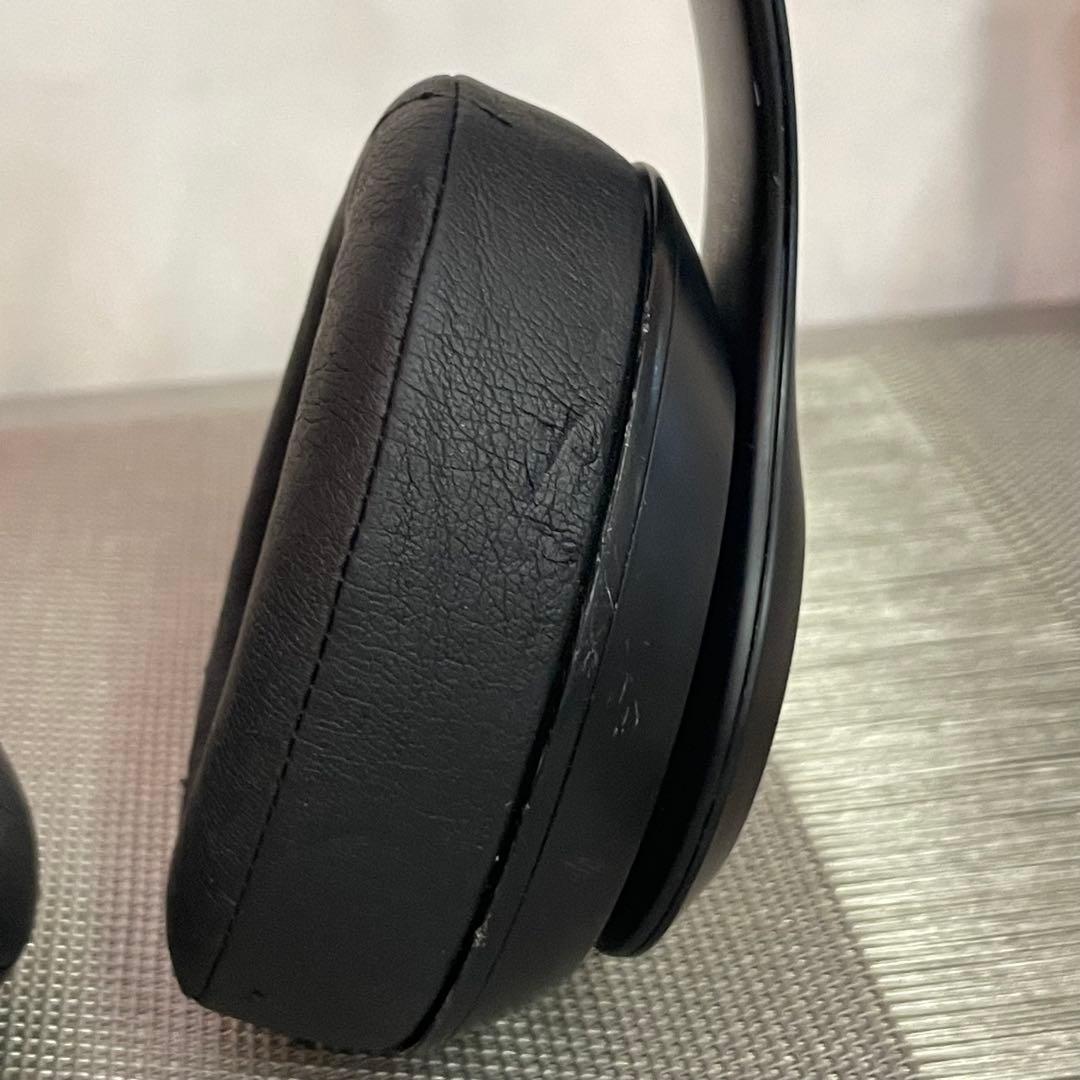 8562 BEATS SOLO3 ヘッドホン ビーツ　音楽