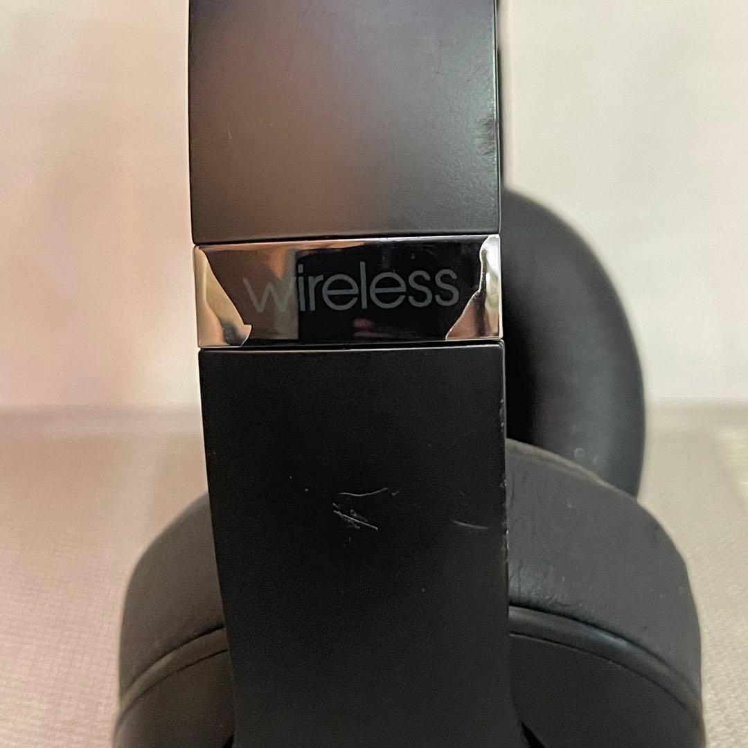 8562 BEATS SOLO3 ヘッドホン ビーツ　音楽