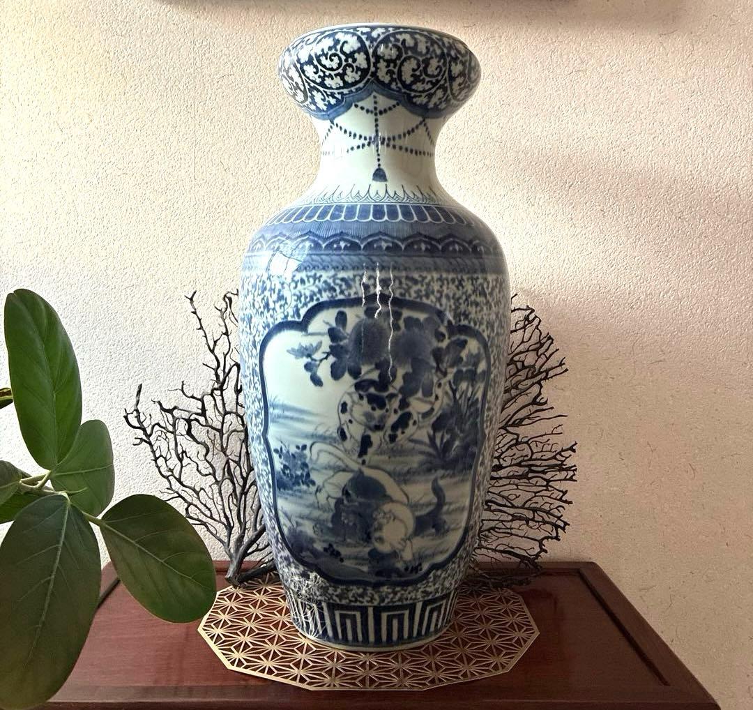 骨董　有田焼　伊万里　希少　蛸唐草　花唐草　楼閣　３匹の猫の戯れ　花器　花入　壺