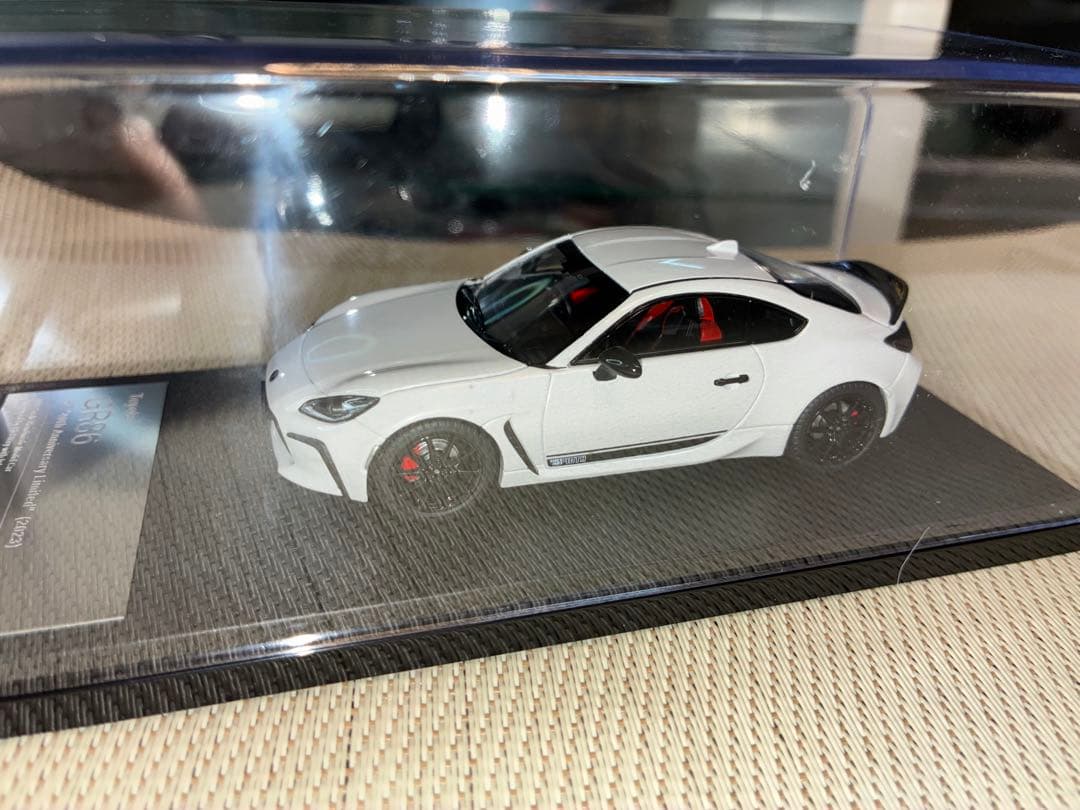 ハイストーリー 1/43 トヨタGR86特別仕様車