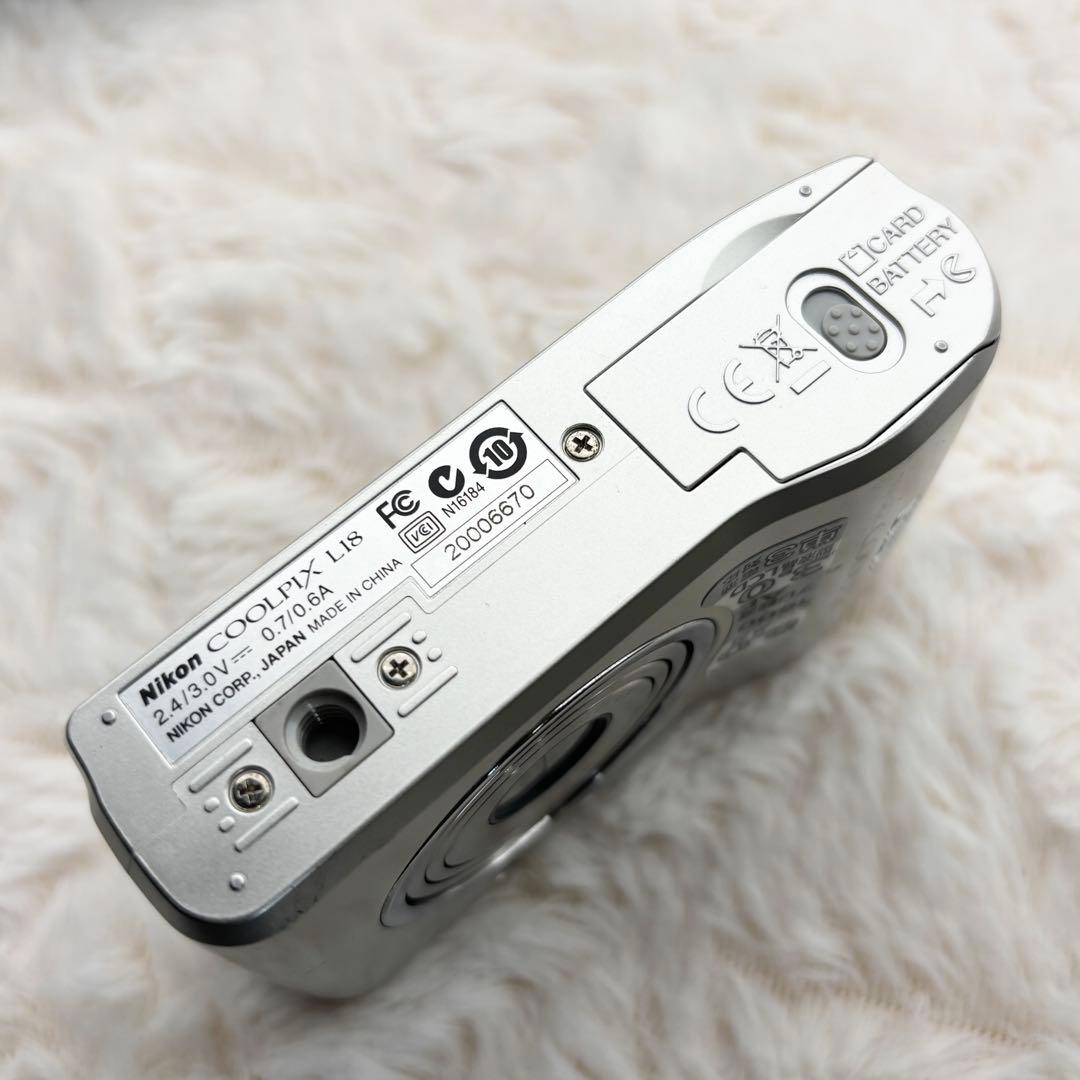 動作確認済み Nikon coolpix L18 シルバー 電池式