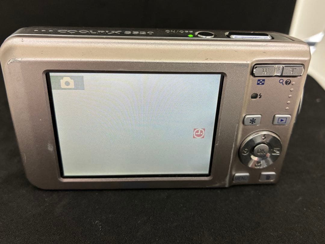 デジタルカメラ Nikon COOLPIX S520