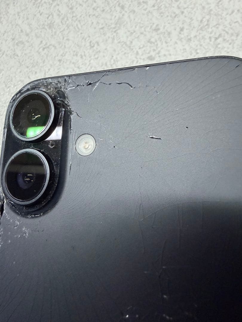 Apple iPhone 16Plus ブラック