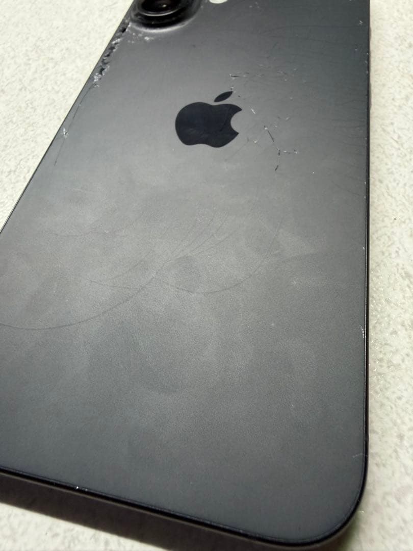 Apple iPhone 16Plus ブラック