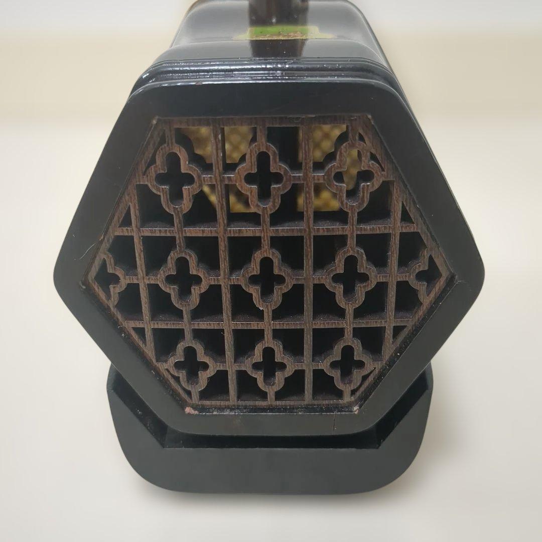 二胡　敦煌牌 上海民族楽器 ケース付き 蛇皮 弦楽器 入門用 六角筒