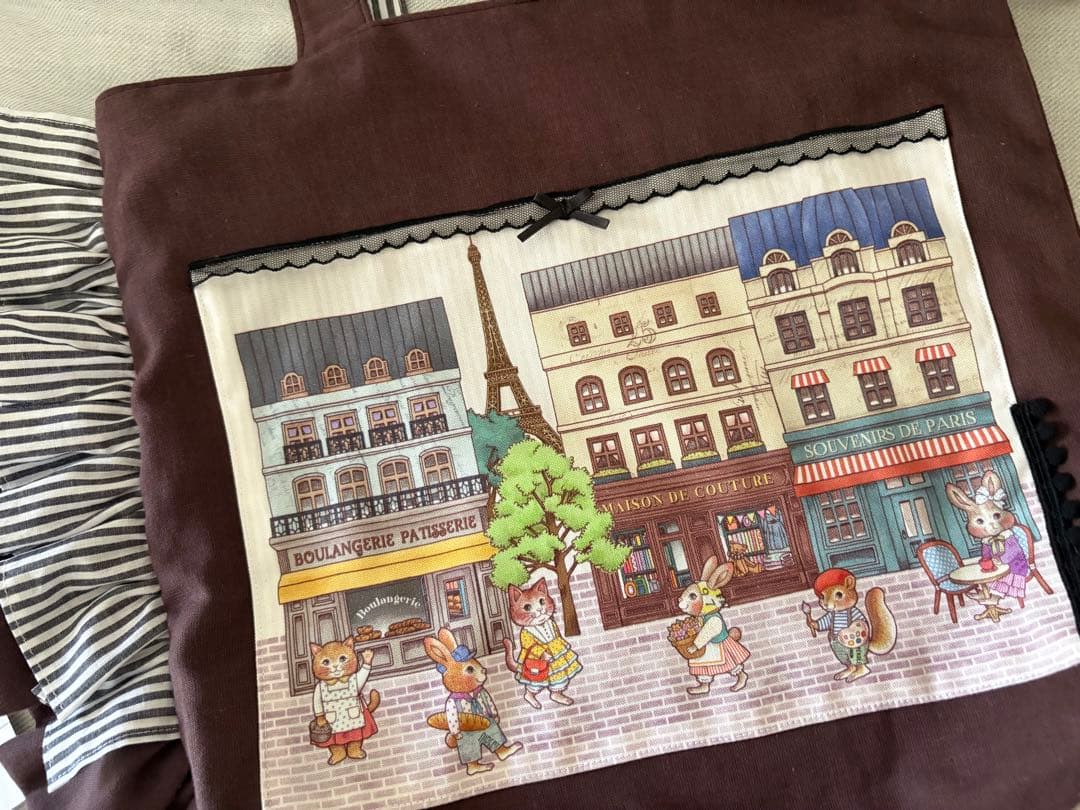 ジョリーフルール✨コラージュコラージュ　パリの柄　ウサギ✨トートバッグ