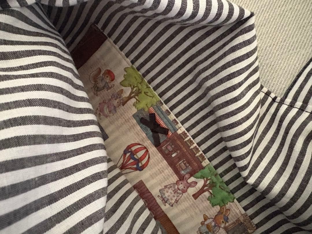 ジョリーフルール✨コラージュコラージュ　パリの柄　ウサギ✨トートバッグ