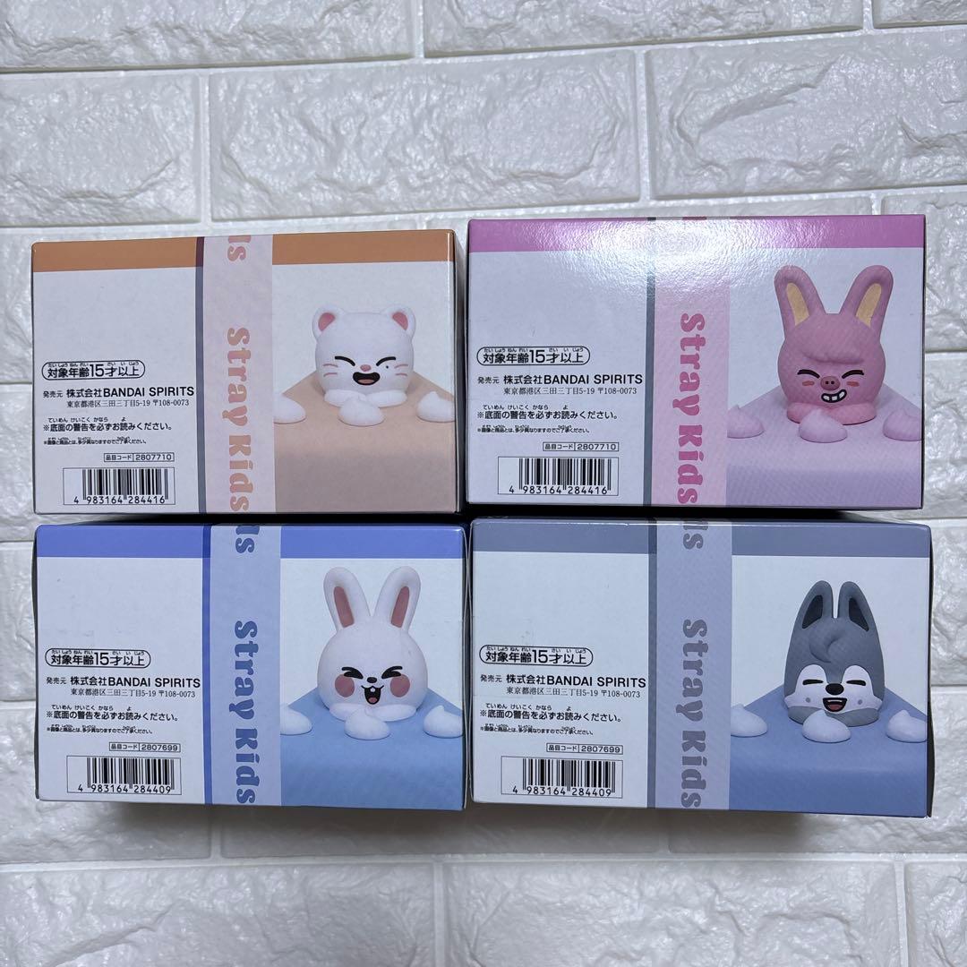 SKZOO バースデーケーキ フィギュアセット 4個