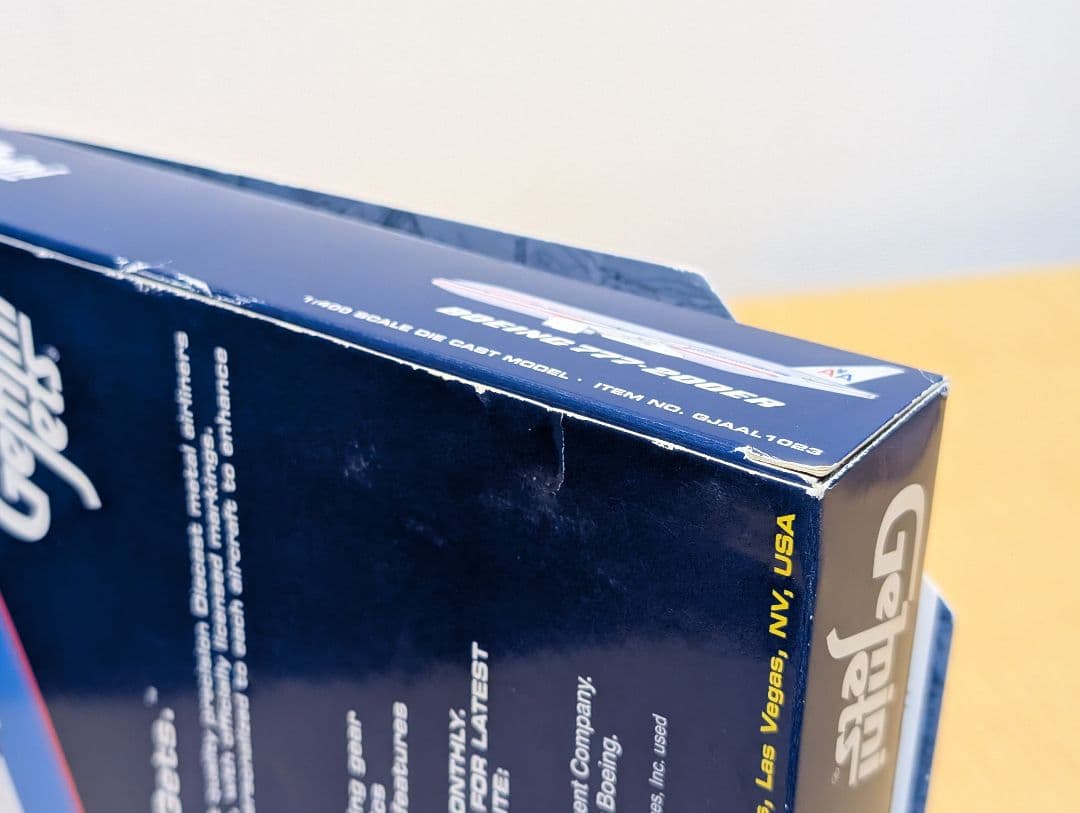 航空機・ヘリコプター American Airlines B777-200ER 1:400