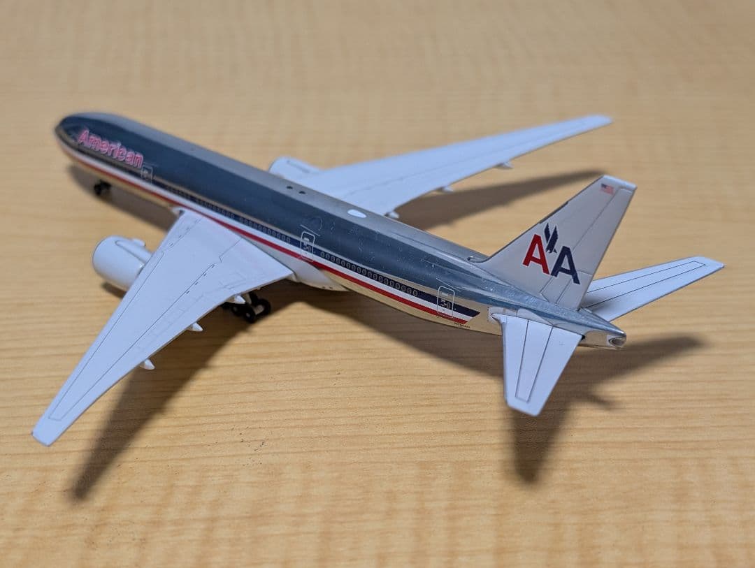 航空機・ヘリコプター American Airlines B777-200ER 1:400