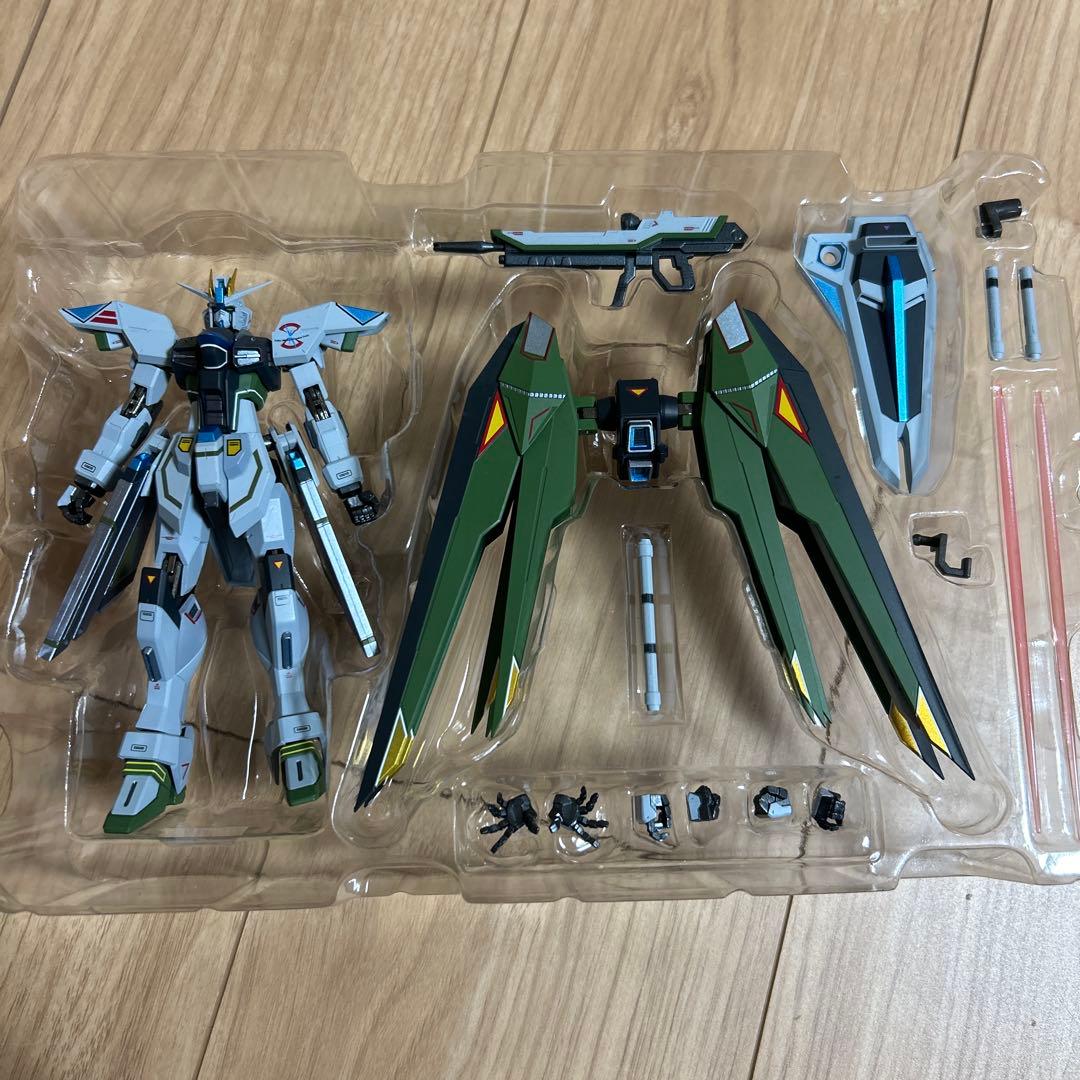 超合金メタルロボット魂　フリーダムガンダム　リアルタイプカラー