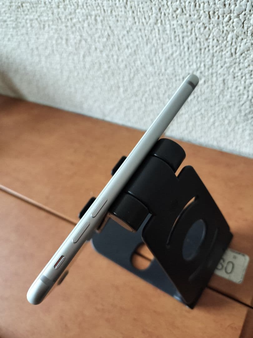 iPhone 7 32GB バッテリー96% simフリー