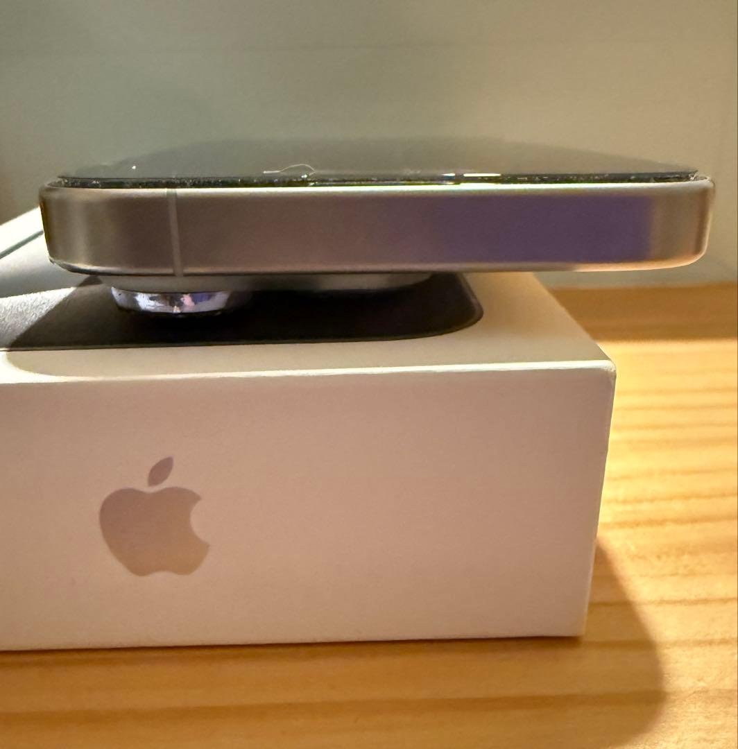 Apple iPhone 15 Pro 256GB 美品