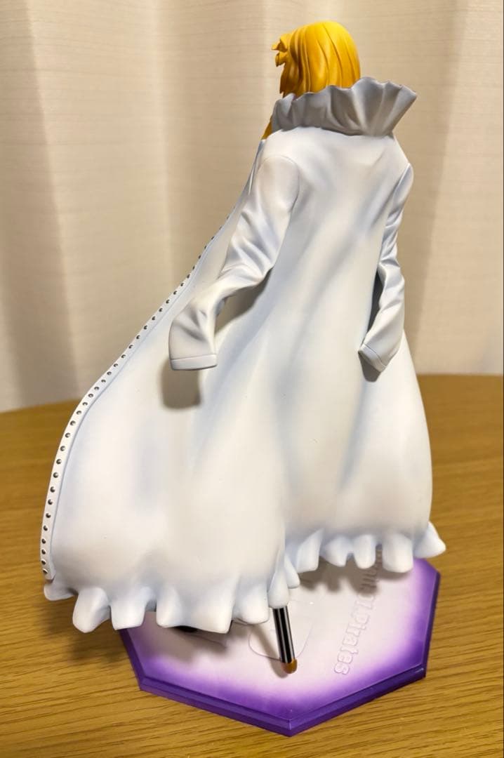 ワンピース POP キャベンディッシュ 白馬 フィギュア