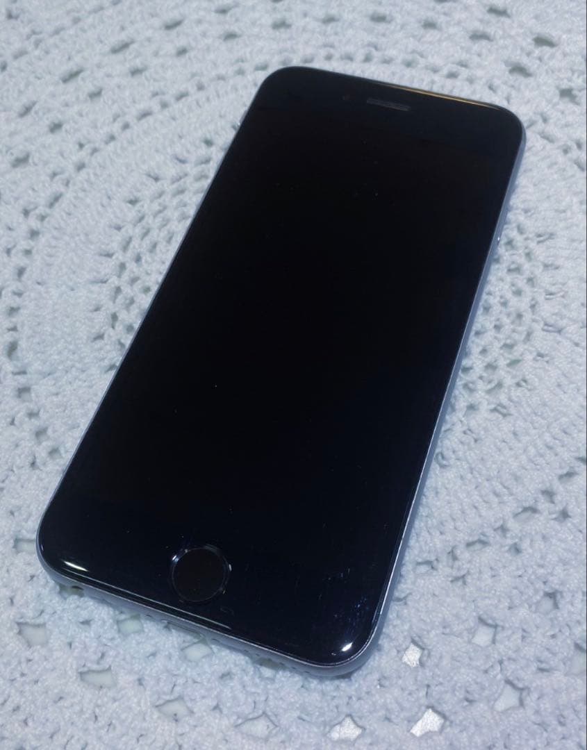 iPhone 6s シルバー 32 GB SIMフリー