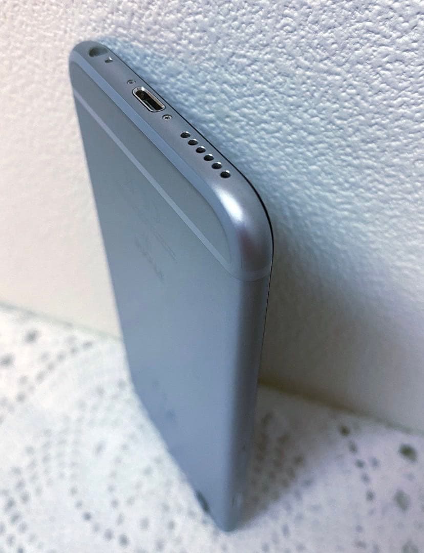 iPhone 6s シルバー 32 GB SIMフリー