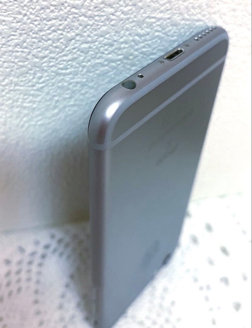 iPhone 6s シルバー 32 GB SIMフリー