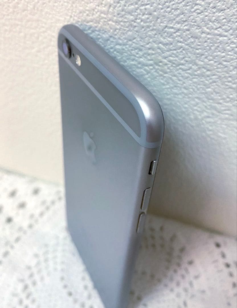 iPhone 6s シルバー 32 GB SIMフリー