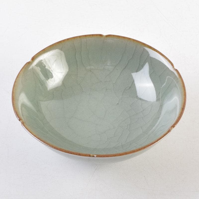 中国　哥窯　青磁　金糸鉄線　氷裂文　輪花皿　C　8994