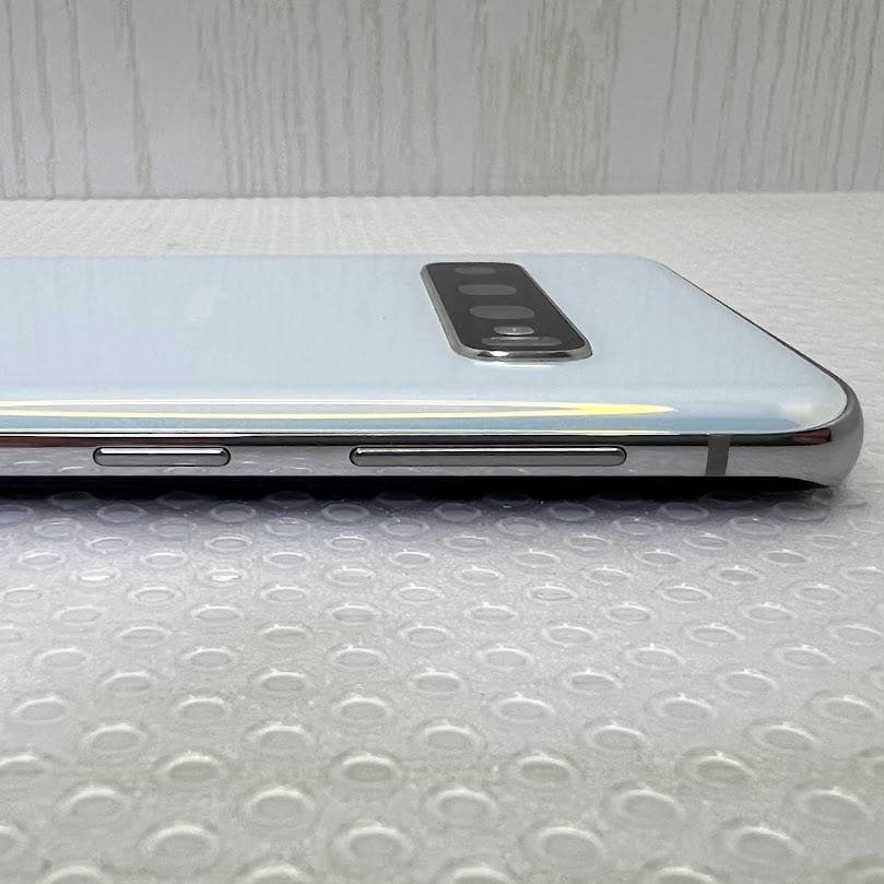 Galaxy S10 ◆ 8GB/128GB / SCV41 プリズムホワイト