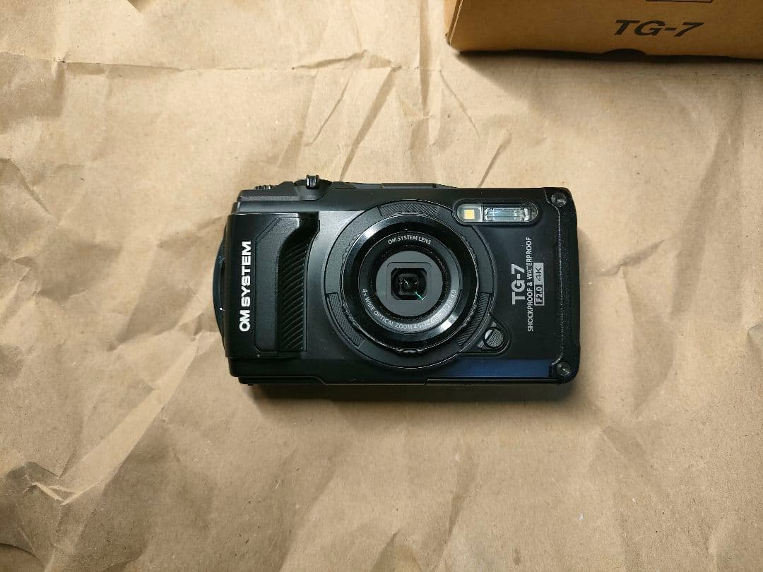 OM SYSTEM TG-7　ブラック(おまけLEDライトガイド)