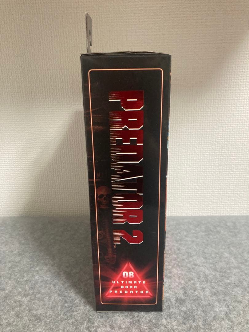 ネカ　NECA ボア　プレデター　プレデター2