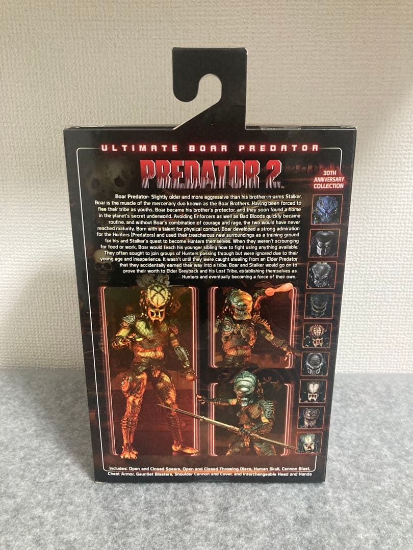 ネカ　NECA ボア　プレデター　プレデター2
