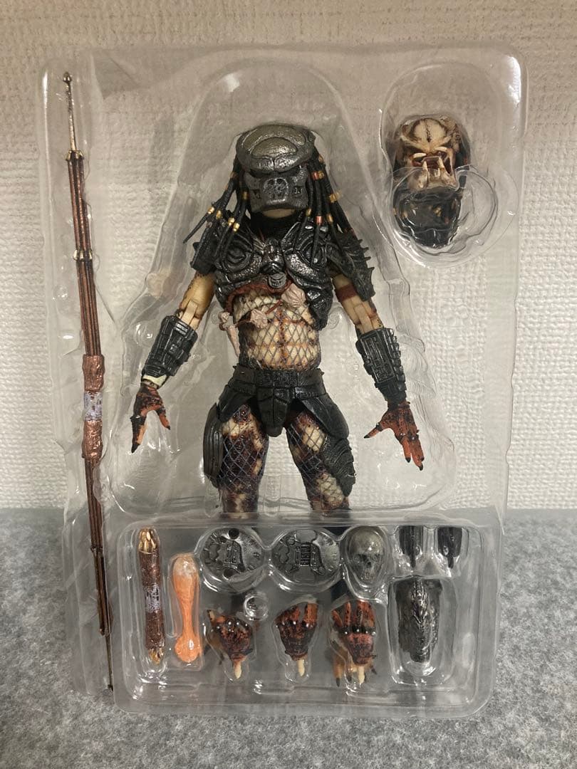 ネカ　NECA ボア　プレデター　プレデター2