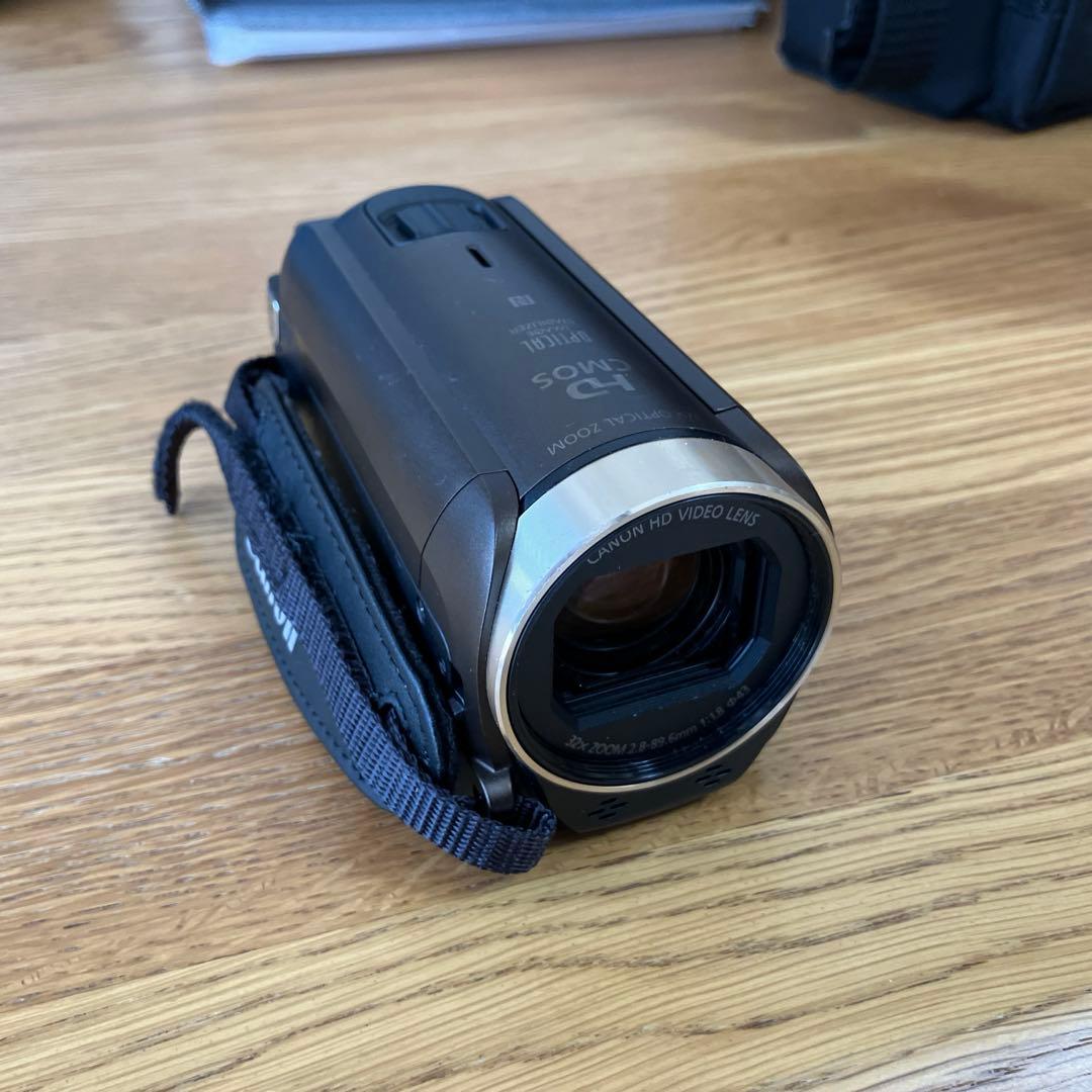 ハンディビデオカメラ CANON iVIS HF R62