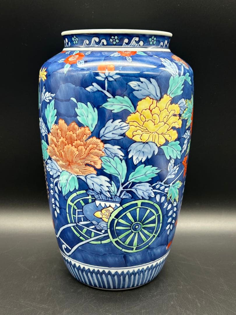 有田焼　花舟作　色鍋島　昭和ビンテージ　牡丹　御所車　花瓶　花器　花生　豪華