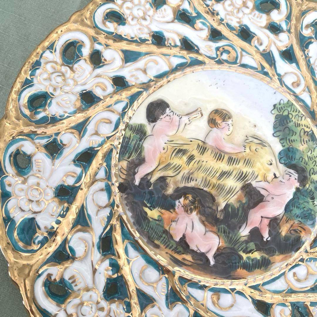 CAPODIMONTE イタリア製 陶器 飾り皿 天使　エンボス装飾アンティーク