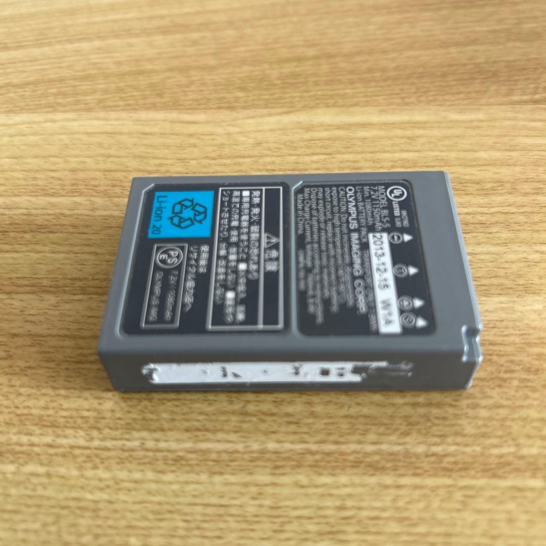 ★ジャンク品★OLYMPUS OM-D E-M10 パンケーキレンズ２個セット