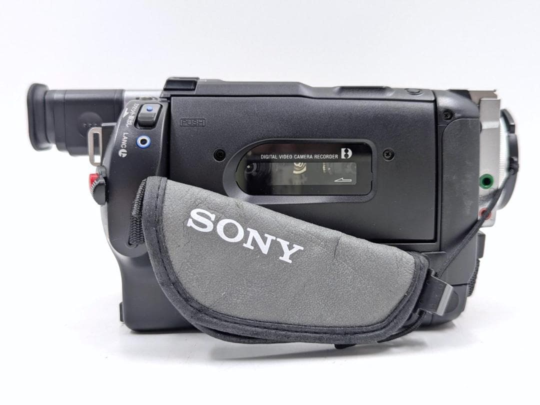 8mmテープのダビングに！ SONY ビデオカメラ DCR-TRV110