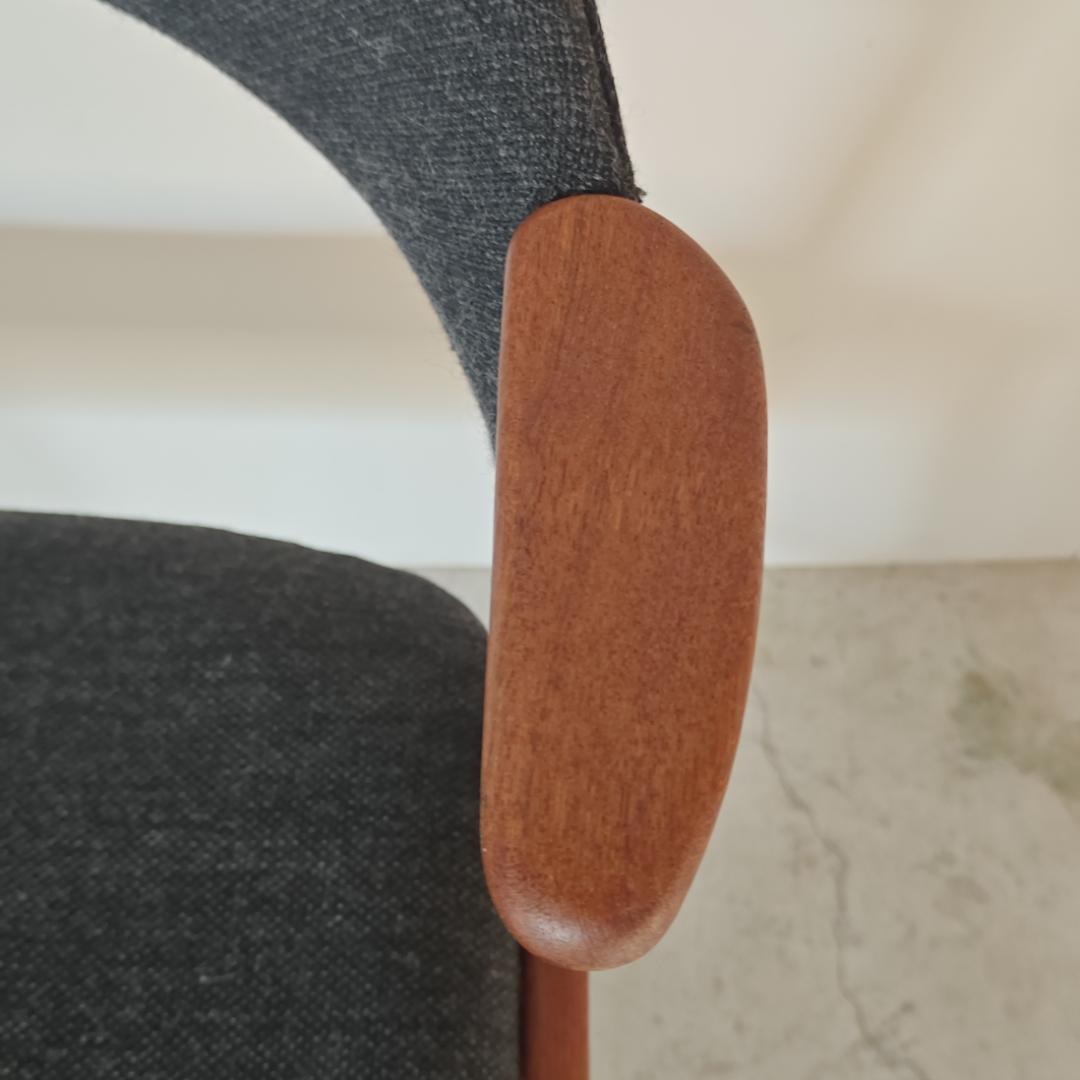 北欧ヴィンテージ　ネイルチェア　カイ・クリスチャンセン　model.32