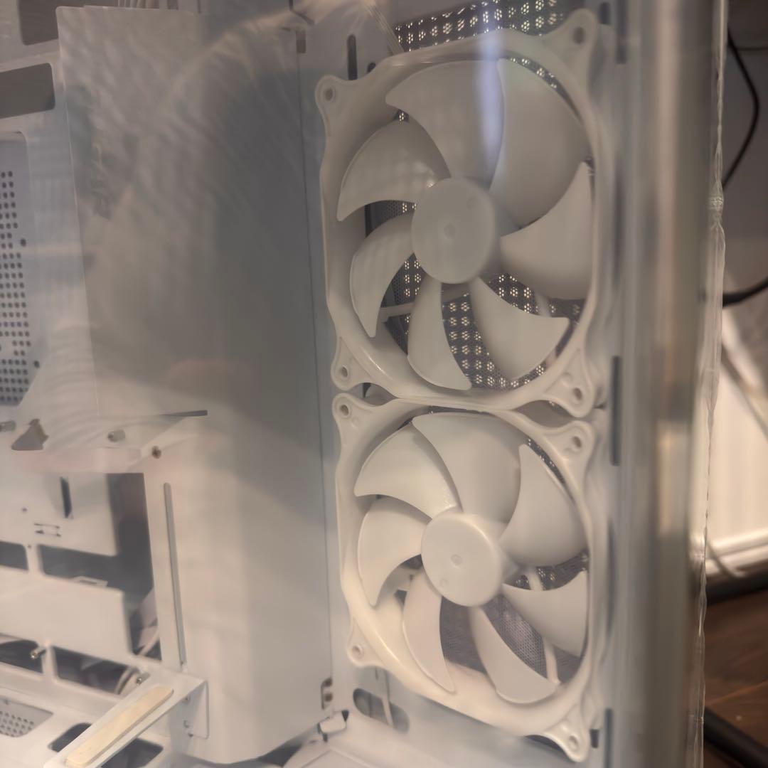 【電源・回転台つき】定価3万！COUGAR FV270 white