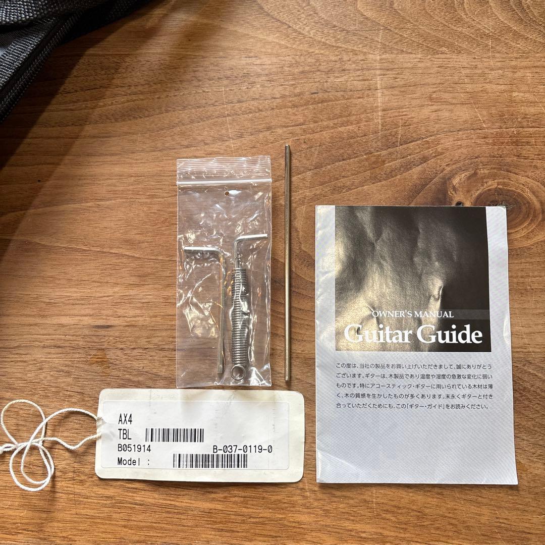 希少 Sterling by MUSIC MAN SUB AX4 TBL