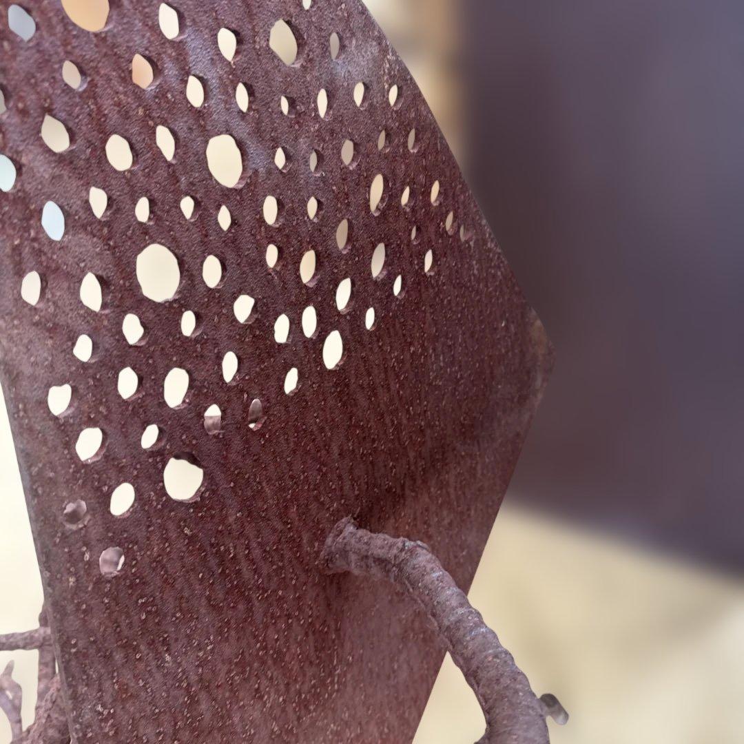 金属製抽象置物 石オーナメント付き