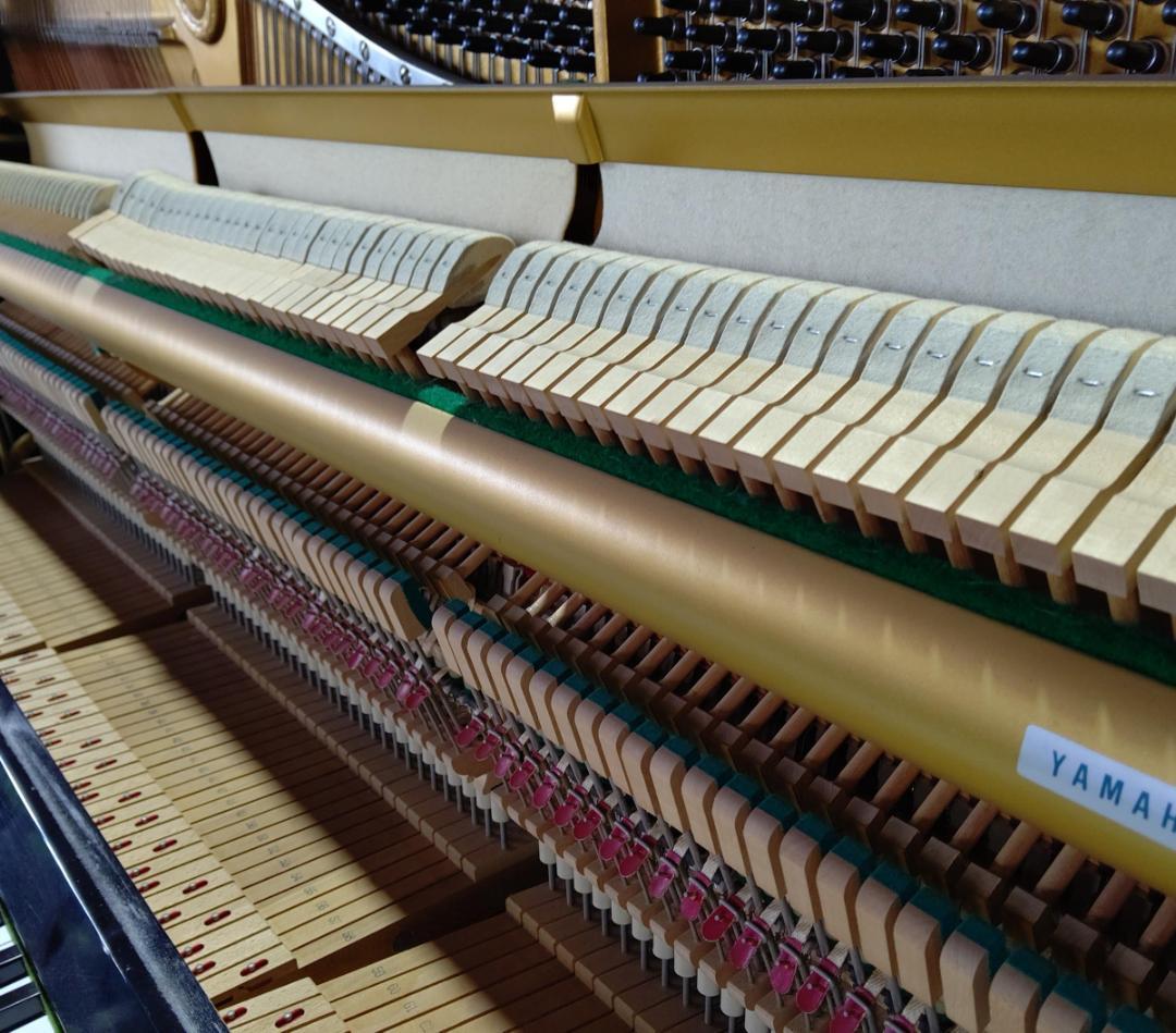 ヤマハ U1H【倉庫在庫～特に良い音のピアノを厳選 / 未整備・現状品渡し】