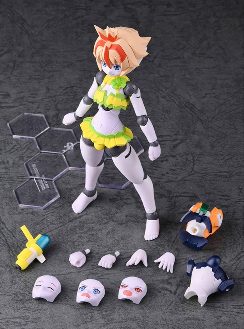 ロボット新人類 ポリニアン ルシオ ガールズビキニ