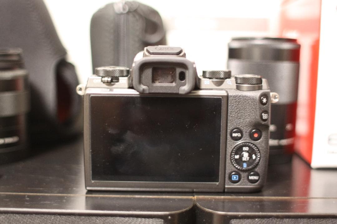 Canon デジタルミラーレス一眼レフカメラ EOS M5 動作品