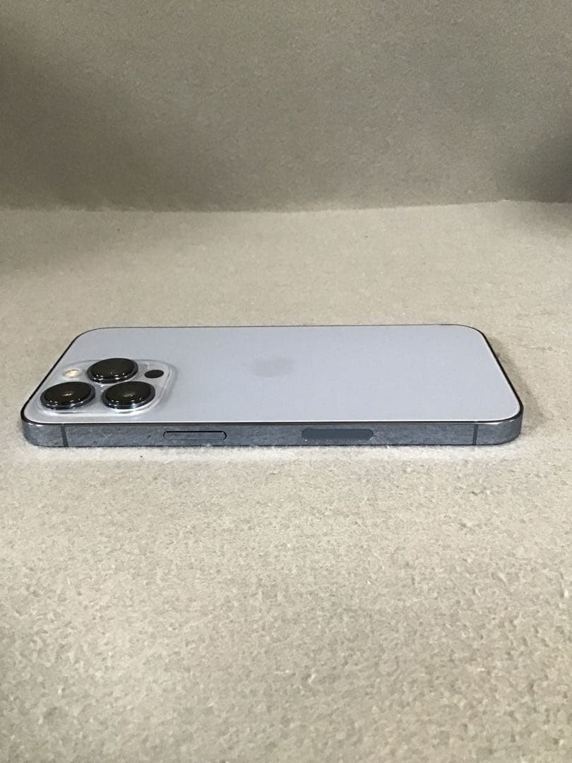 美品　Appleストア版　SIMフリー　iPhone13 Pro 256GB