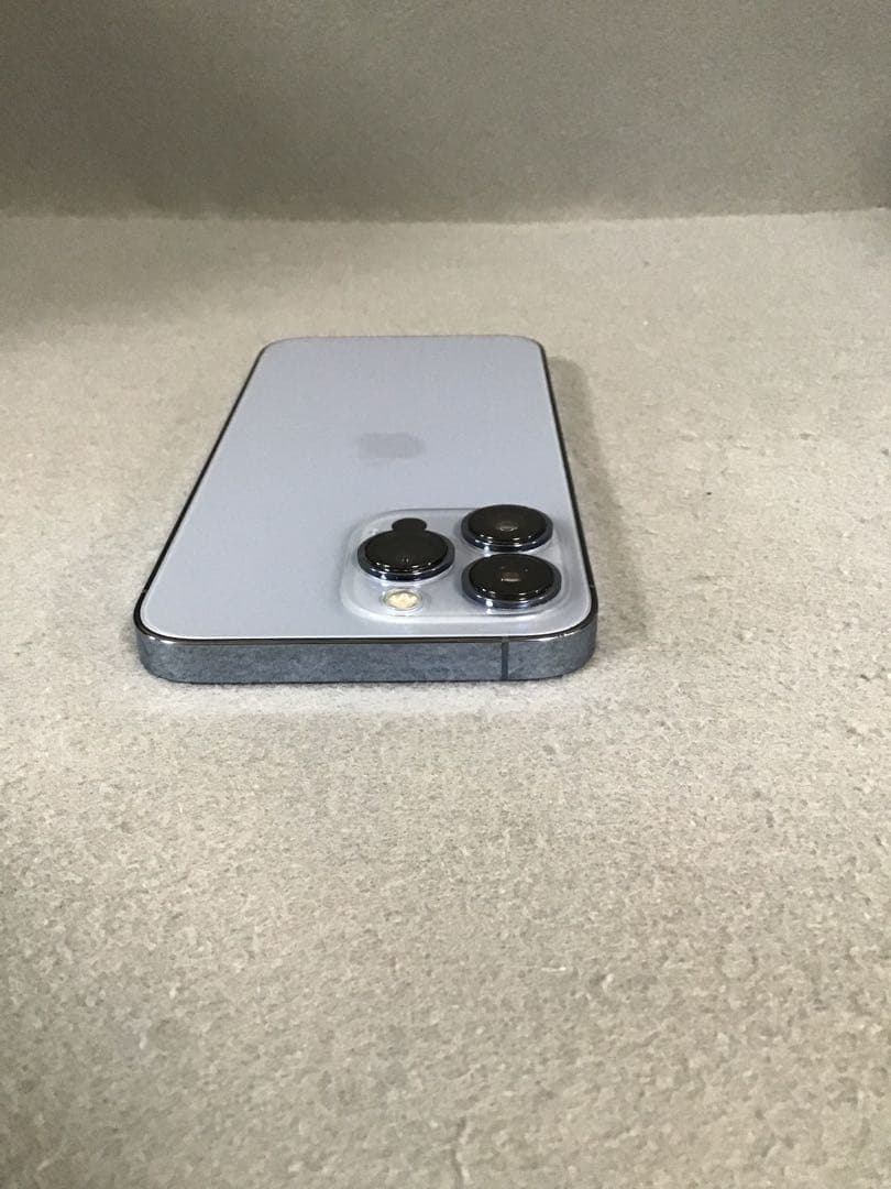 美品　Appleストア版　SIMフリー　iPhone13 Pro 256GB
