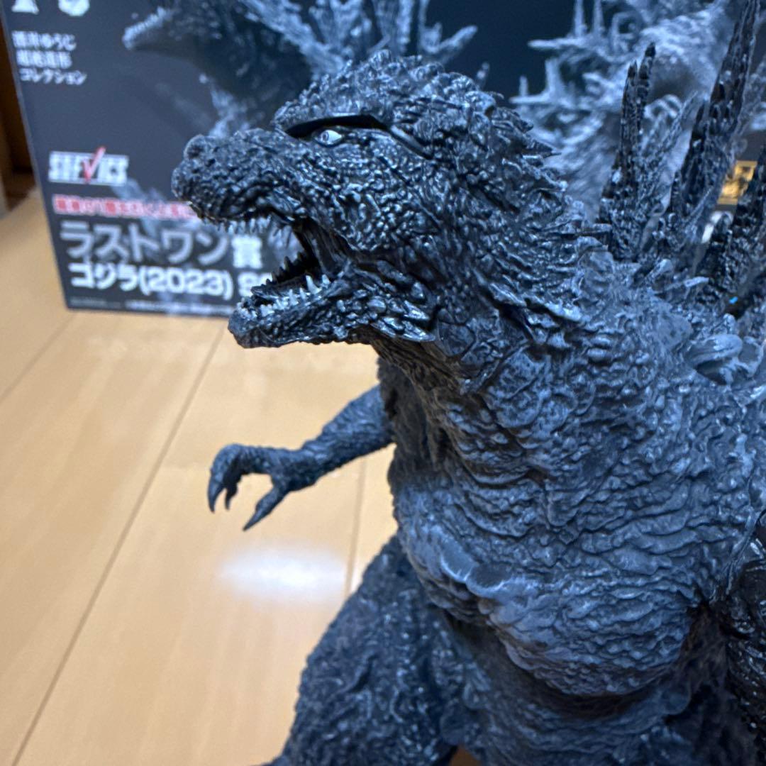 ゴジラ　1番くじ　ラストワン賞　マイナスカラーver.