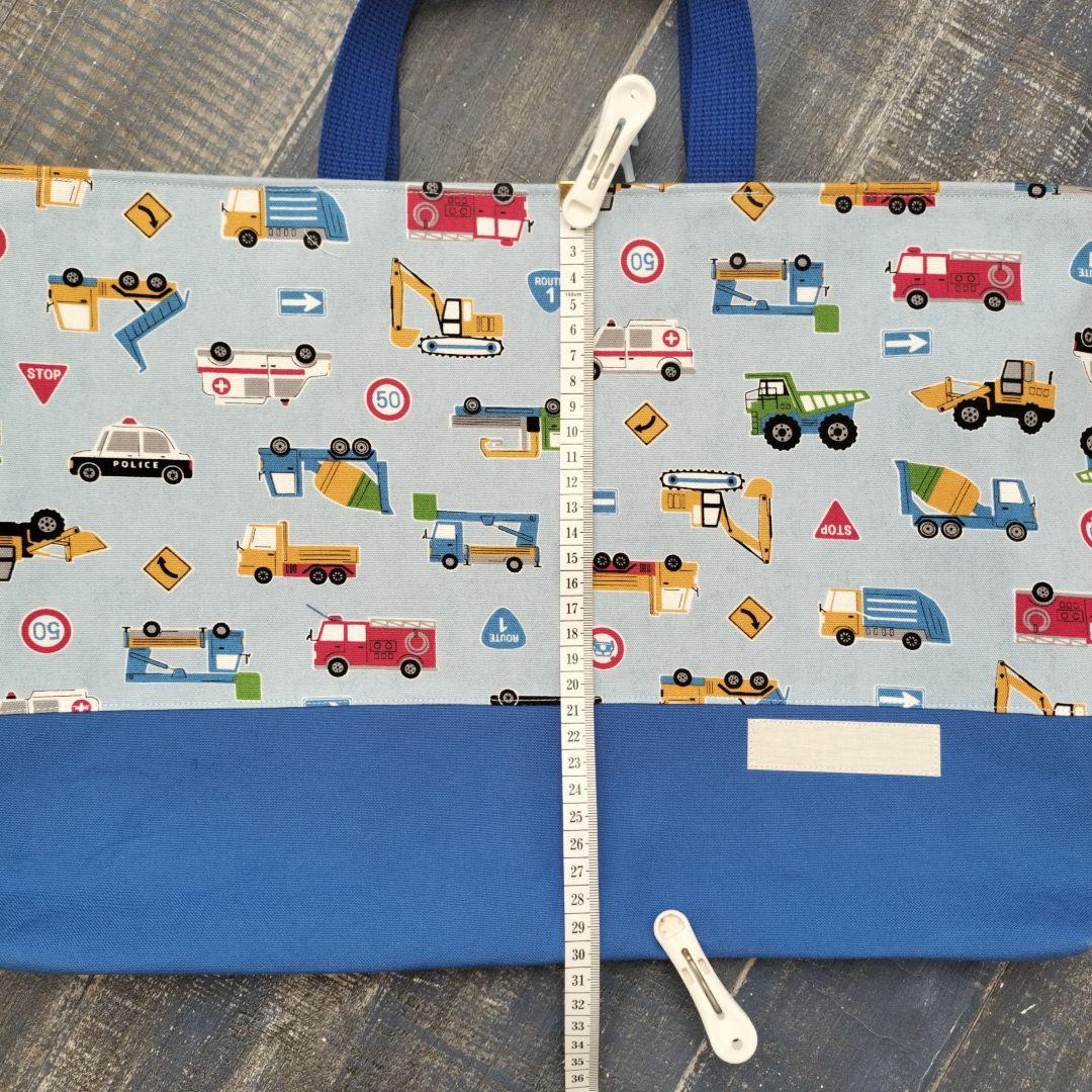 ♬58ちゃむさま　ハンドメイドオーダー専用☆はたらく車たち　ライトブルー