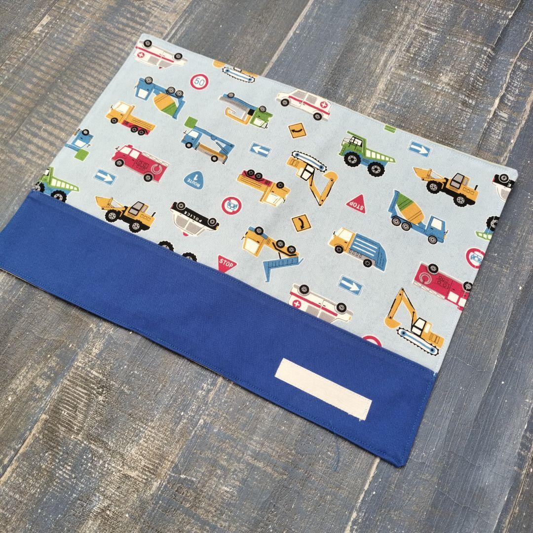 ♬58ちゃむさま　ハンドメイドオーダー専用☆はたらく車たち　ライトブルー