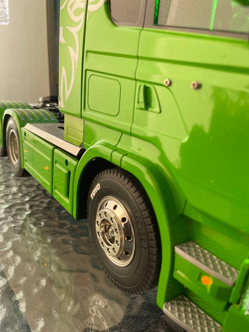 タミヤ 1/14 スカニア R620 6×4トップライン　煙突マフラーフルオペ