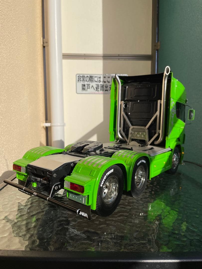 タミヤ 1/14 スカニア R620 6×4トップライン　煙突マフラーフルオペ