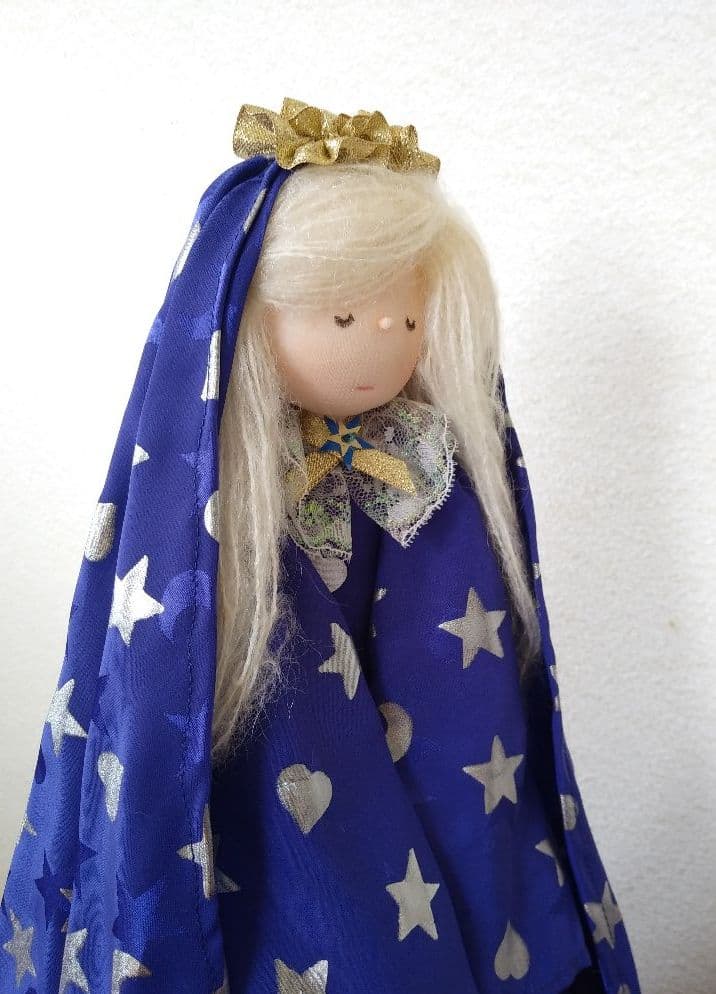 手作り人形　雪の女王　米山京子さん風